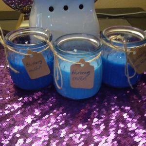 Blueberry muffins candles
